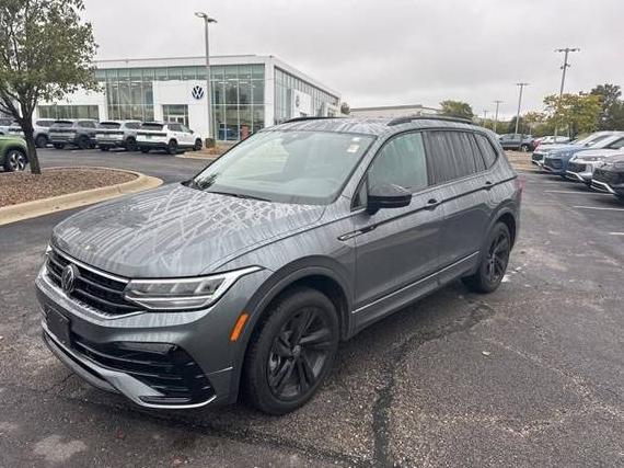 VOLKSWAGEN TIGUAN 4MOTION 2024 3VV8B7AX1RM190419 image